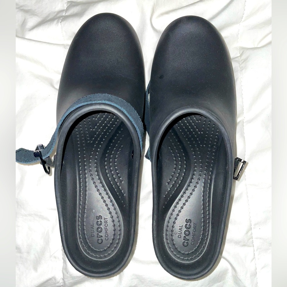 Crocs Women’s Dual Comfort Clogs